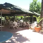 فندق Les Amandiers Saint-Raphaël