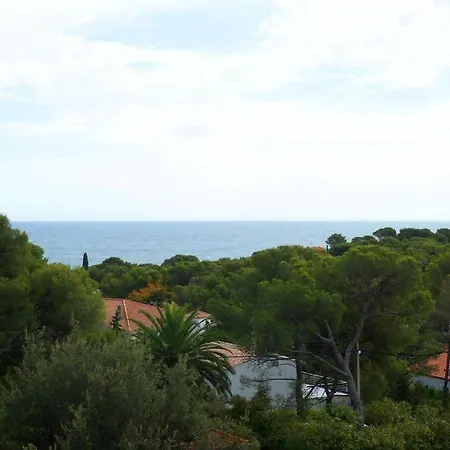 杏仁酒店 2* Saint-Raphaël