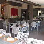 Les Amandiers Otel Saint-Raphaël