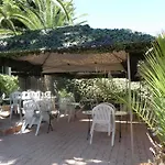 Les Amandiers Otel 2*