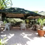 Les Amandiers Otel 2*