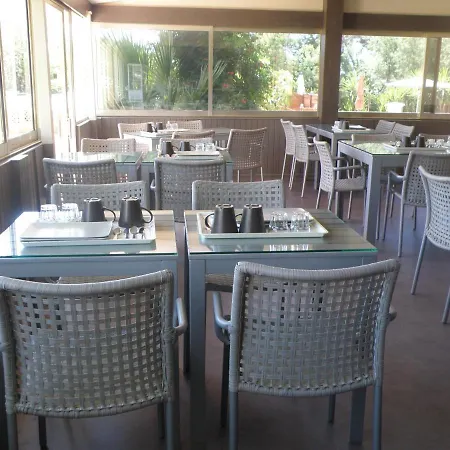 Les Amandiers 2* Saint-Raphaël